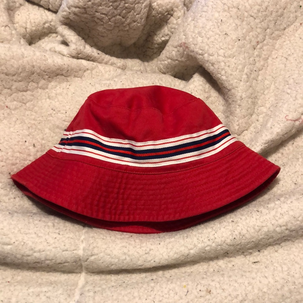 TNA hat red